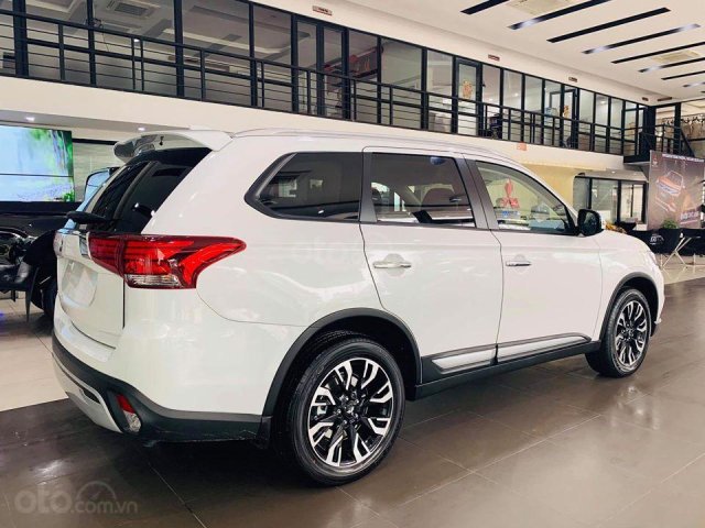 New Outlander 2020- 280 suất duy nhất - Đặt mua xe Outlander 2020 chương trình siêu ưu đãi đặc biệt đến "31/03/2020"0