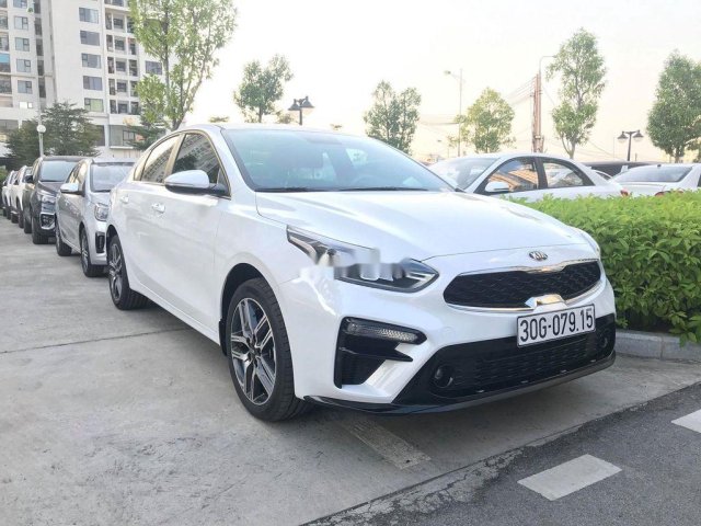 Bán Kia Cerato 2.0 AT năm 2019, màu trắng, xe nhập0