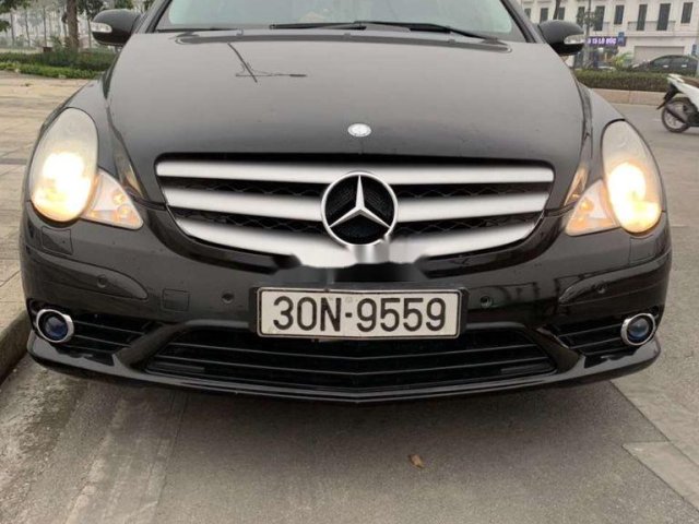 Cần bán lại xe Mercedes R350 2008, màu đen, xe nhập xe gia đình, 500tr0