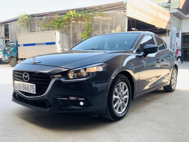 Cần bán lại xe Mazda 3 Facelift 1.5AT năm 2019, màu xám0