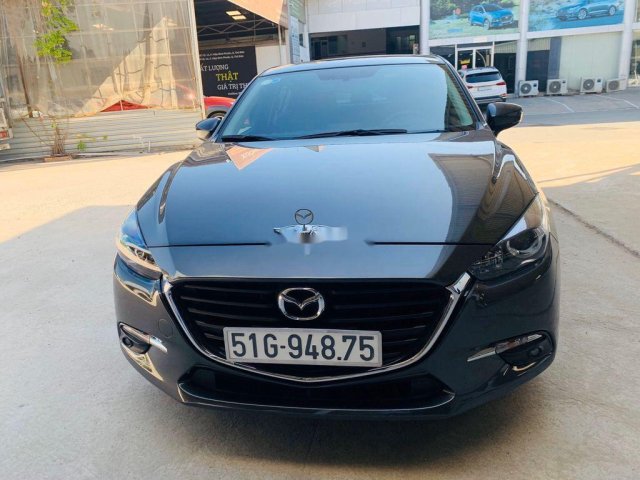 Cần bán Mazda 3 1.5AT đời 2019, màu đen, giá tốt