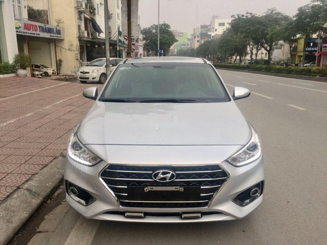 Bán Hyundai Accent đời 2018, màu bạc như mới, giá 540tr0