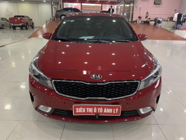 Cần bán xe Kia Cerato 2.0AT đời 2018, màu đỏ0