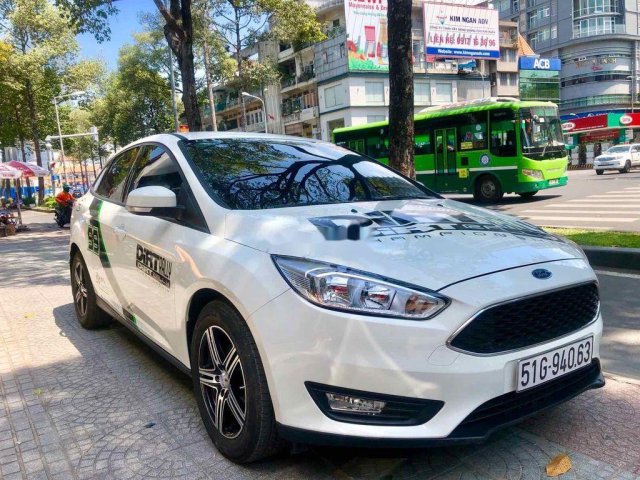 Xe Ford Focus AT năm sản xuất 2019, màu trắng