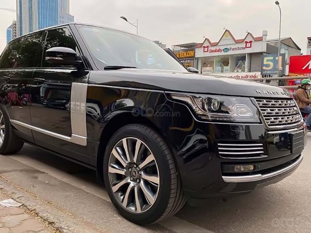 Cần bán gấp LandRover Range Rover Supercherge 5.0 đời 2014, màu đen, xe nhập