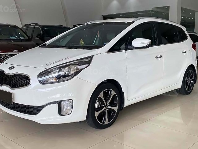 Bán ô tô Kia Rondo 2016, màu trắng xe gia đình, 520 triệu0