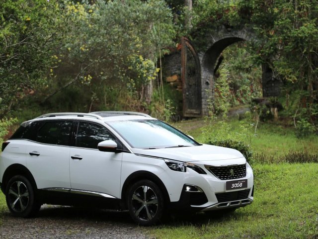 Peugeot Bình Dương - Cần bán xe Peugeot 3008 đời 2020, màu trắng