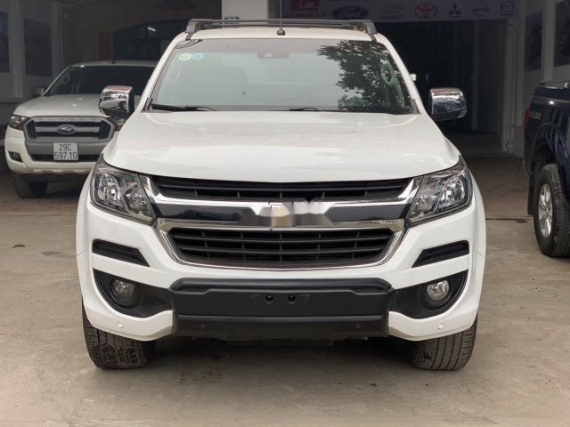 Bán xe Chevrolet Colorado High Country đời 2017, màu trắng, nhập khẩu, 615 triệu