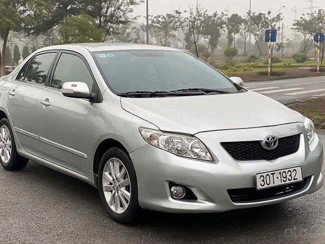 Cần bán xe Toyota Corolla Altis đời 2009, màu bạc, số tự động 0