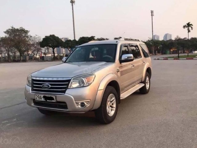 Cần bán lại xe Ford Everest sản xuất năm 2009, màu bạc, giá tốt