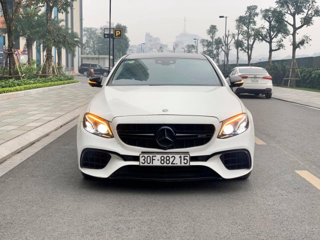 Bán xe Mercedes E300 AMG 20160