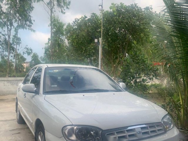 Kia Spectra sản xuất năm 20040