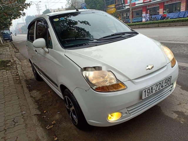 Bán Chevrolet Spark đời 2009, màu trắng, giá tốt0