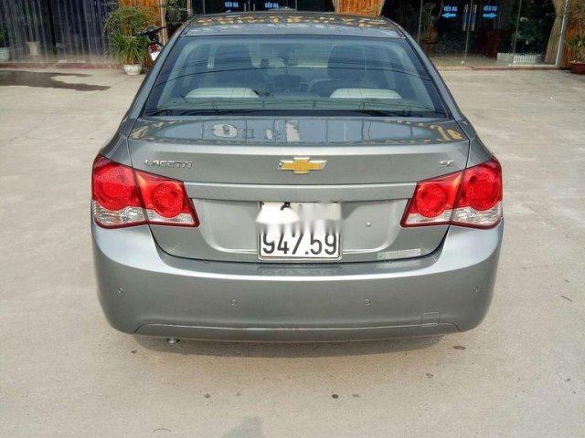 Bán Chevrolet Lacetti 2010, màu xám, nhập khẩu giá cạnh tranh0