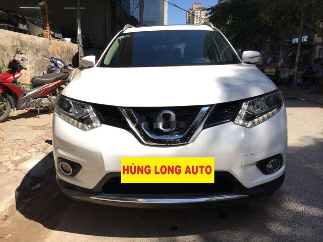 Cần bán xe Nissan X trail sản xuất 2017, màu trắng, giá tốt0