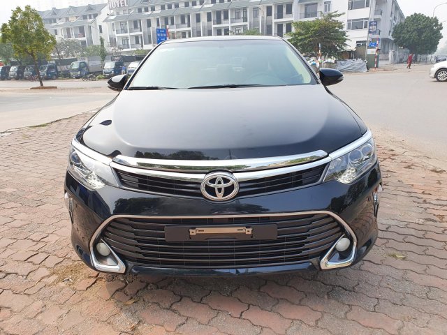 ManyCar bán Toyota Camry 2.0E sx 2018 màu đen đi ít