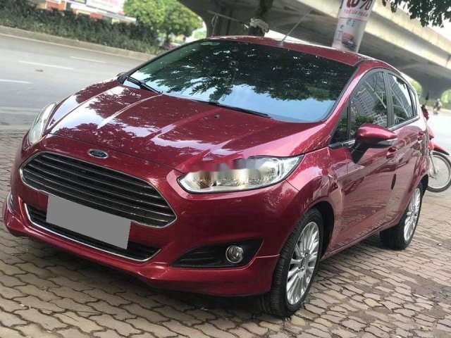 Cần bán gấp Ford Fiesta 2015, màu đỏ xe gia đình, giá 398tr0