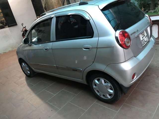 Bán xe Chevrolet Spark năm 2011, màu bạc chính chủ, giá chỉ 100 triệu