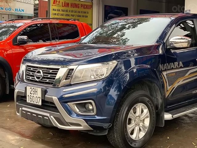 Cần bán gấp Nissan Navara năm sản xuất 2018, màu xanh lam, xe nhập0