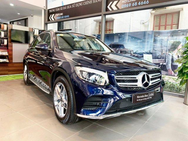 Xe đã qua sử dụng chính hãng - Mercedes GLC300 2020 màu xanh siêu lướt0