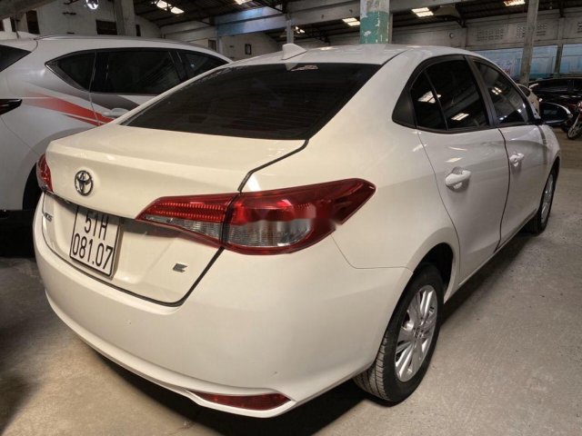 Cần bán xe Toyota Vios 1.5E CVT năm 2019, màu trắng số tự động0