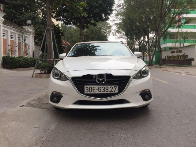 Cần bán xe cũ Mazda 3 đời 2016, màu trắng0