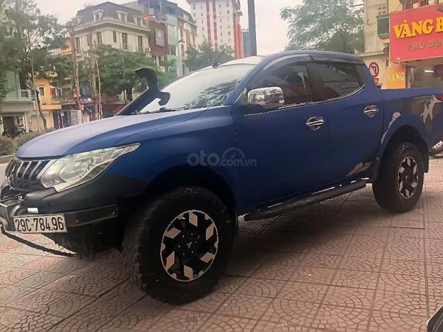 Bán xe Mitsubishi Triton 4x4 AT Mivec sản xuất 2017, màu bạc, xe nhập chính chủ giá cạnh tranh0