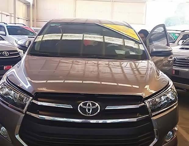 Bán Toyota Innova 2.0 E năm sản xuất 2018, giá tốt0