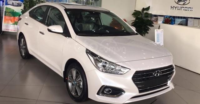 Khuyến mãi tặng phụ kiện chính hãng khi mua chiếc Hyundai Accent 1.4 AT, sản xuất 2020, giao nhanh0