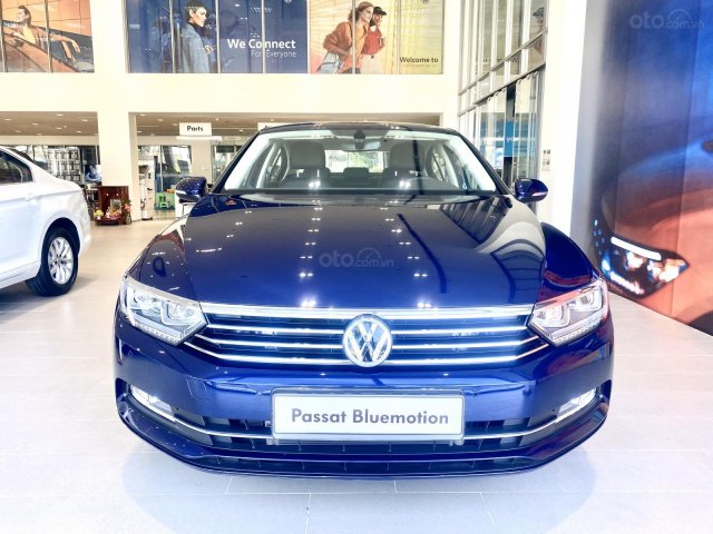 Siêu Phẩm Volkswagen Passat Bluemotion, hỗ trợ lái thử, hỗ trợ 100% thuế trước bạ0