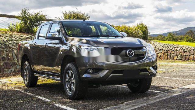 Cần bán gấp Mazda BT 50 2017, nhập khẩu