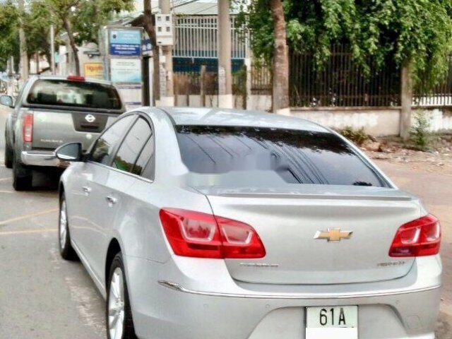 Cần bán xe Chevrolet Cruze MT sản xuất năm 2017