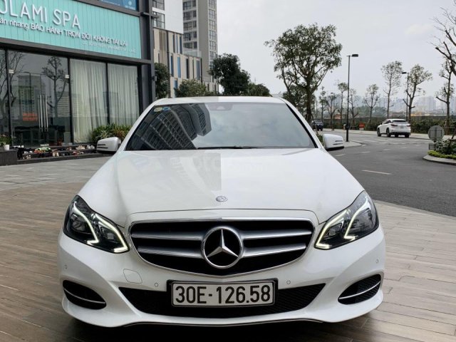 Việt Thành Auto Car - bán Mercedes E200 năm sản xuất 2015, chất lượng, giá tốt LH 0912908686