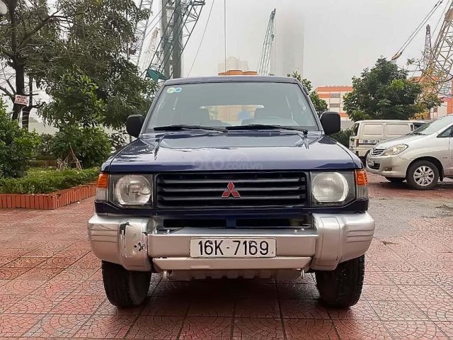 Cần bán Mitsubishi Pajero năm sản xuất 1999, màu xanh lam, nhập khẩu nguyên chiếc, 125 triệu