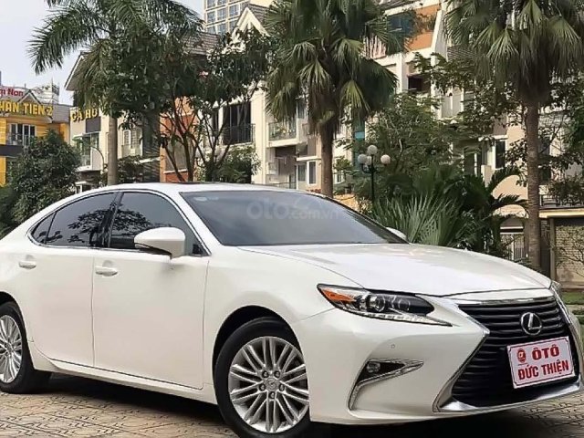 Cần bán xe Lexus ES 2016, màu trắng, nhập khẩu như mới0