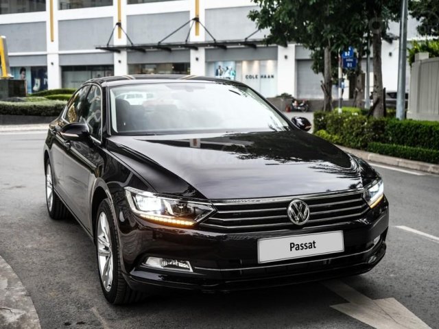 Ưu đãi giảm giá sâu - Giao xe nhanh tận nhà với chiếc Volkswagen Passat Bluemotion Comfort, đời 2020