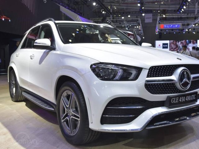 Bán nhanh chiếc xe hạng sang Mercedes-Benz GLE 450 4Matic, đời 2020, có sẵn xe, giao nhanh0