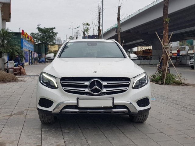 Bán Mercedes-Benz GLC 250 4Matic sản xuất 2018