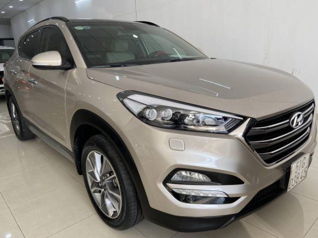 Cần bán Hyundai Tucson 2.0AT đời 2018 số tự động, giá chỉ 825 triệu0