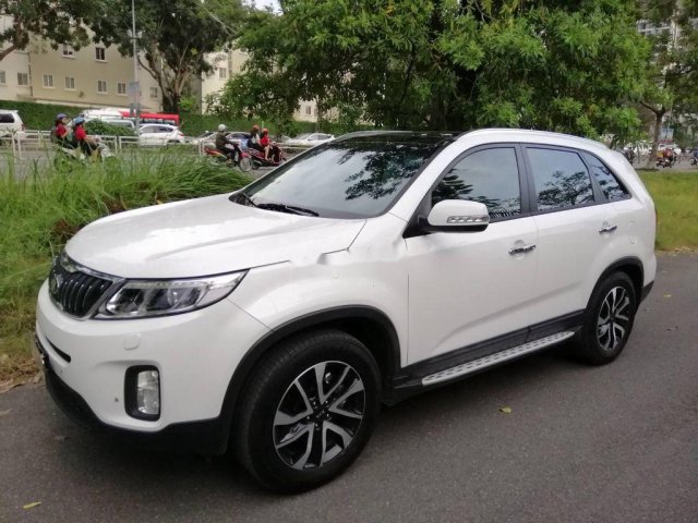 Cần bán gấp Kia Sorento năm sản xuất 2018 giá cạnh tranh0