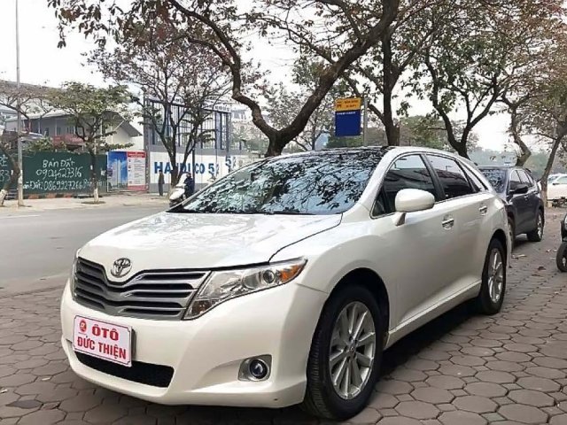 Bán Toyota Venza 2.7 AWD sản xuất năm 2010, màu trắng, nhập khẩu nguyên chiếc như mới0