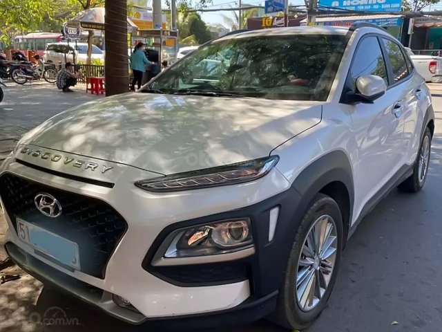 Cần bán lại xe Hyundai Kona 2.0 AT 2018, màu trắng