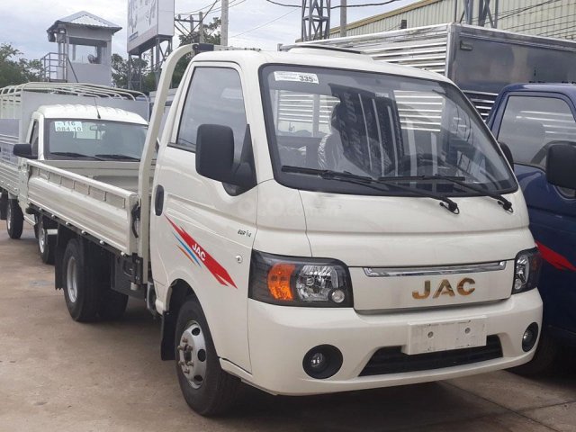 Bán JAC X150 sản xuất 2018, màu trắng, nhập khẩu nguyên chiếc