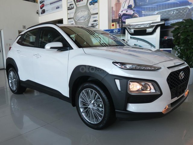 Hyundai Huế - Cần bán xe Hyundai Kona 2.0 bản tiêu chuẩn đời 2020, màu trắng