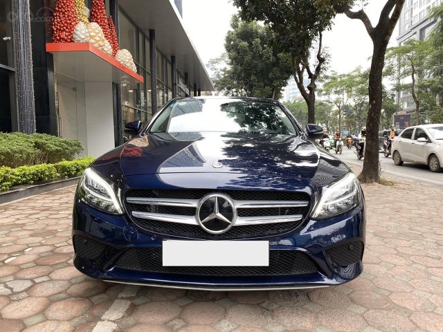 Hotline 0915323833: Mercedes C200 sản xuất 2019, giá hót nhất Hà Nội, hỗ trợ tài chính 70%, giao xe ngay0