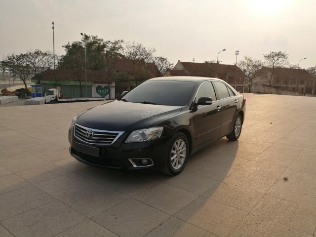 Xe tốt bán Toyota Camry 2.0 nhập Đài Loan, sản xuất  năm 2011, xe cá nhân chính chủ, biển Hà Nội.