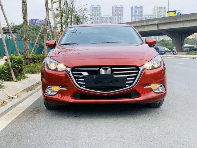 Cần bán lại xe Mazda 3 sản xuất năm 2018, màu đỏ