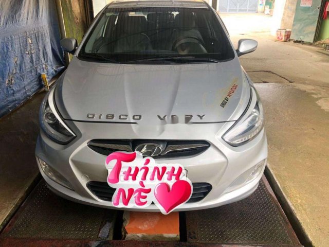 Bán Hyundai Accent sản xuất 2014, màu bạc, 375tr0