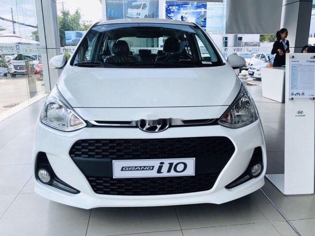 Bán Hyundai Grand i10 đời 2020, màu trắng, nhập khẩu 0