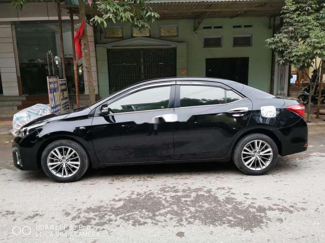 Cần bán lại xe Toyota Corolla Altis 2016, màu đen, nhập khẩu0